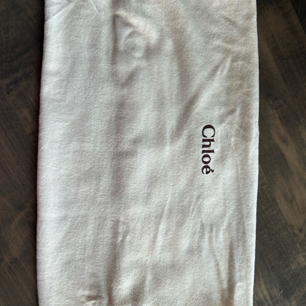 Chloe genuine leather bag. - Picture 10 of 12